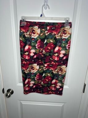 Forever 21 Floral Pencil Skirt in Red, Green & Pink